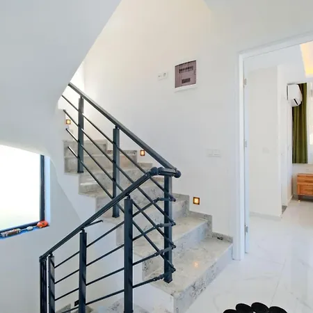 Villa Ovacik 3 Bedroom With Private Pool Hot Tub