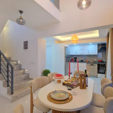 Ovacik 3 Bedroom With Private Pool Hot Tub Villa Fethiye