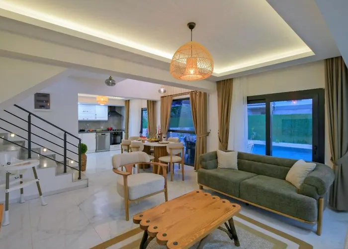 Ovacik 3 Bedroom With Private Pool Hot Tub Фетхие