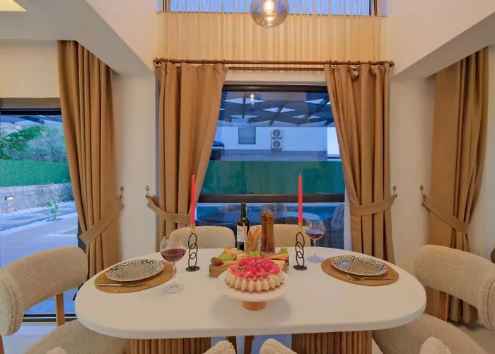 Ovacik 3 Bedroom With Private Pool Hot Tub
