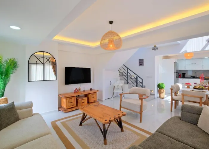 Ovacik 3 Bedroom With Private Pool Hot Tub Вилла *