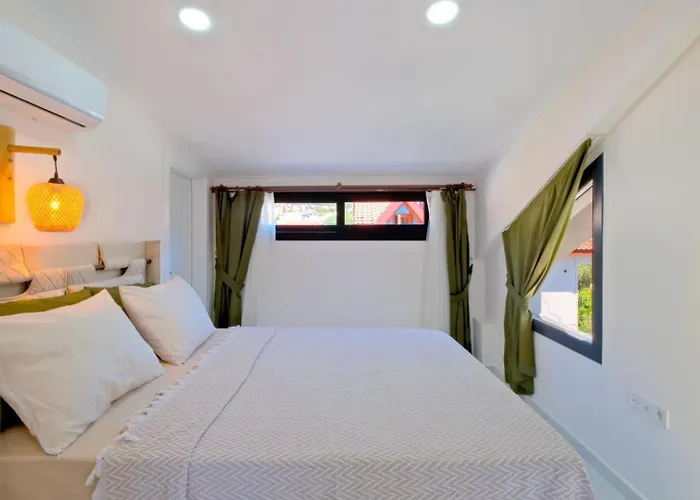 Ovacik 3 Bedroom With Private Pool Hot Tub Фетхие
