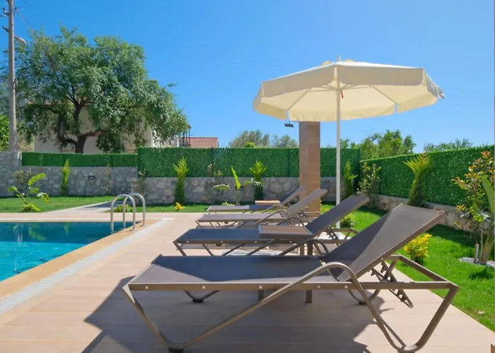 Ovacik 3 Bedroom With Private Pool Hot Tub Вилла *