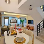 Ovacik 3 Bedroom With Private Pool Hot Tub