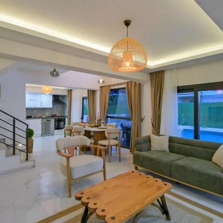 Ovacik 3 Bedroom With Private Pool Hot Tub Fethiye