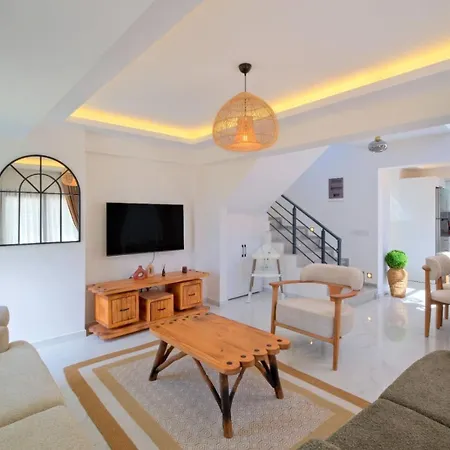 Ovacik 3 Bedroom With Private Pool Hot Tub Villa *