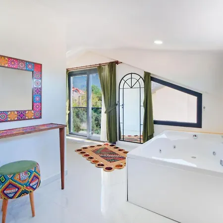 Ovacik 3 Bedroom With Private Pool Hot Tub * Fethiye