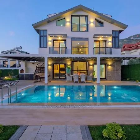 Ovacik 3 Bedroom With Private Pool Hot Tub