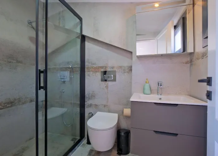 Willa Ovacik 3 Bedroom With Private Pool Hot Tub Fethiye