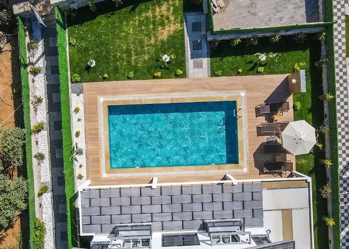 Ovacik 3 Bedroom With Private Pool Hot Tub Villa