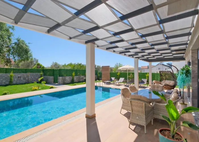 Ovacik 3 Bedroom With Private Pool Hot Tub